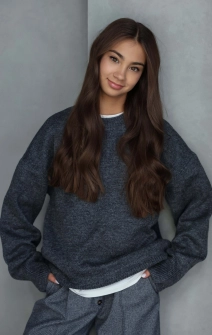 Светр вʼязаний об'ємний з круглою горловиною сірий