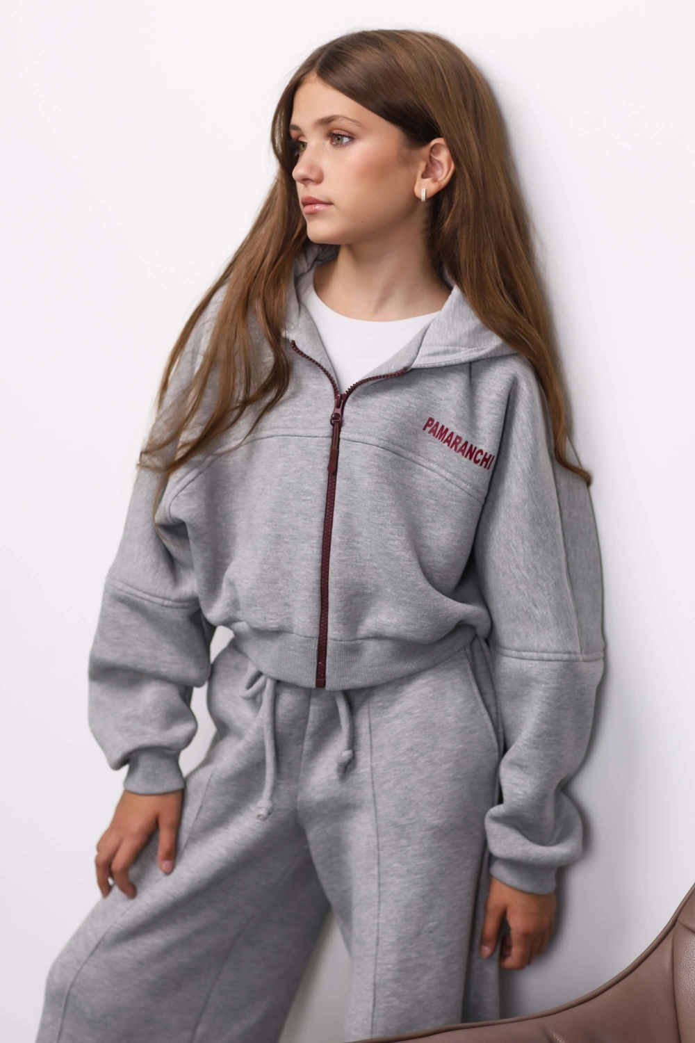 Короткое худи зип утепленное серое