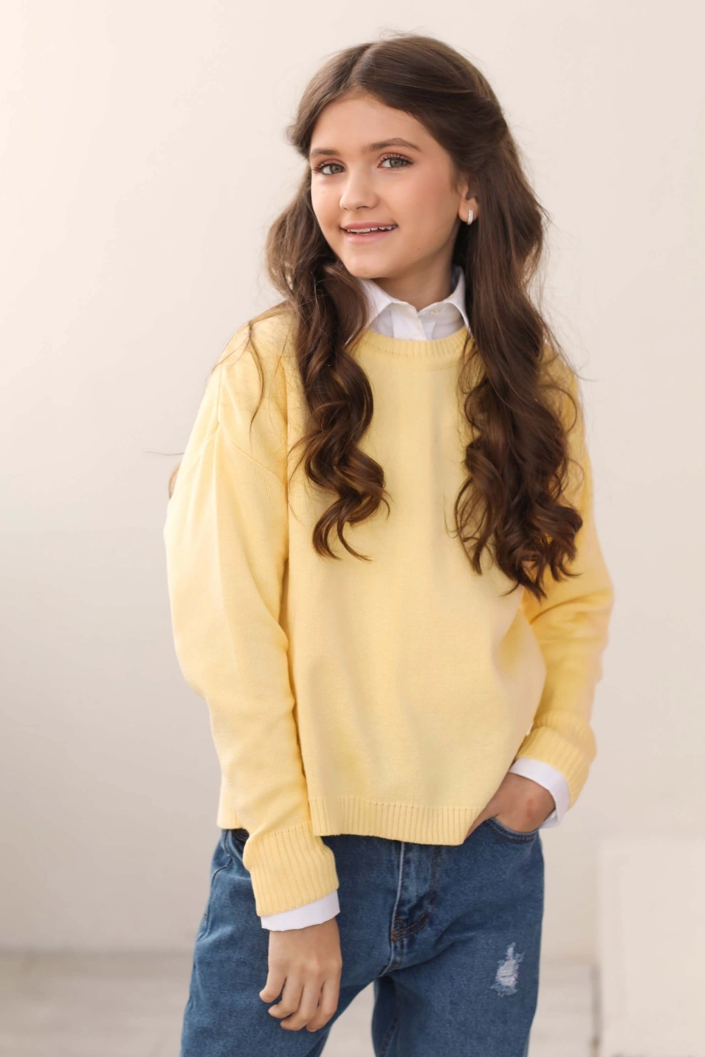 Светр в'язаний лимонний