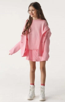 Светр в'язаний рожевий