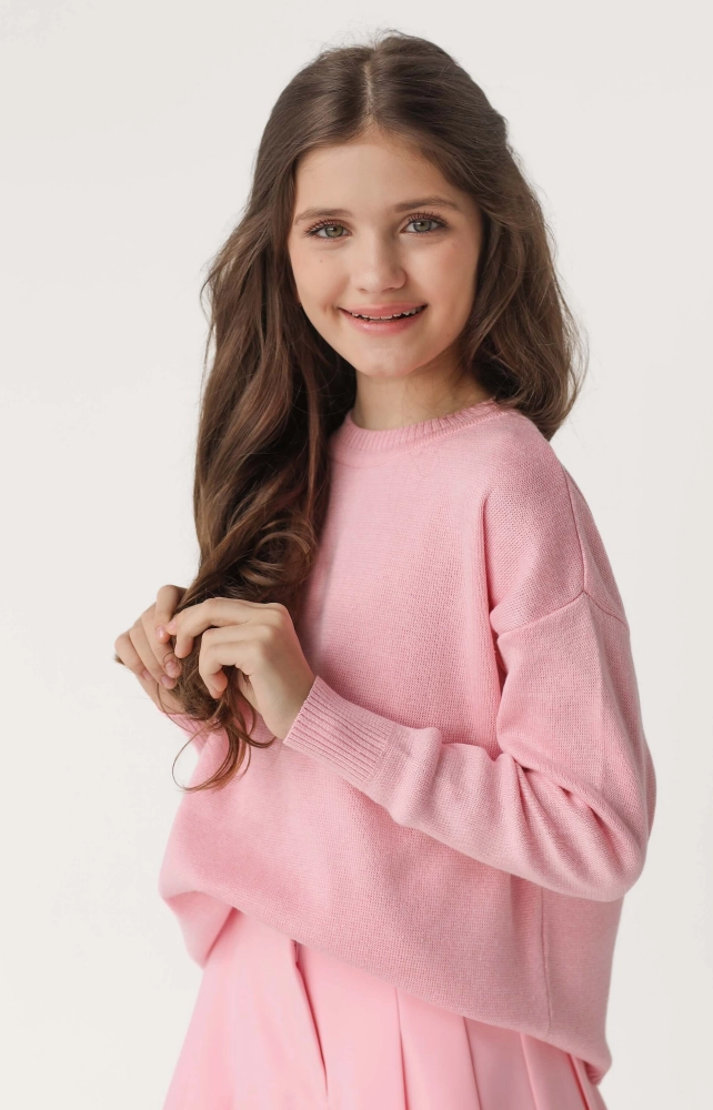 Светр в'язаний рожевий