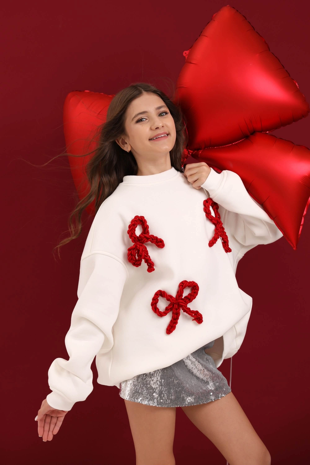 Світшот різдвяний молочний з червоними бантами