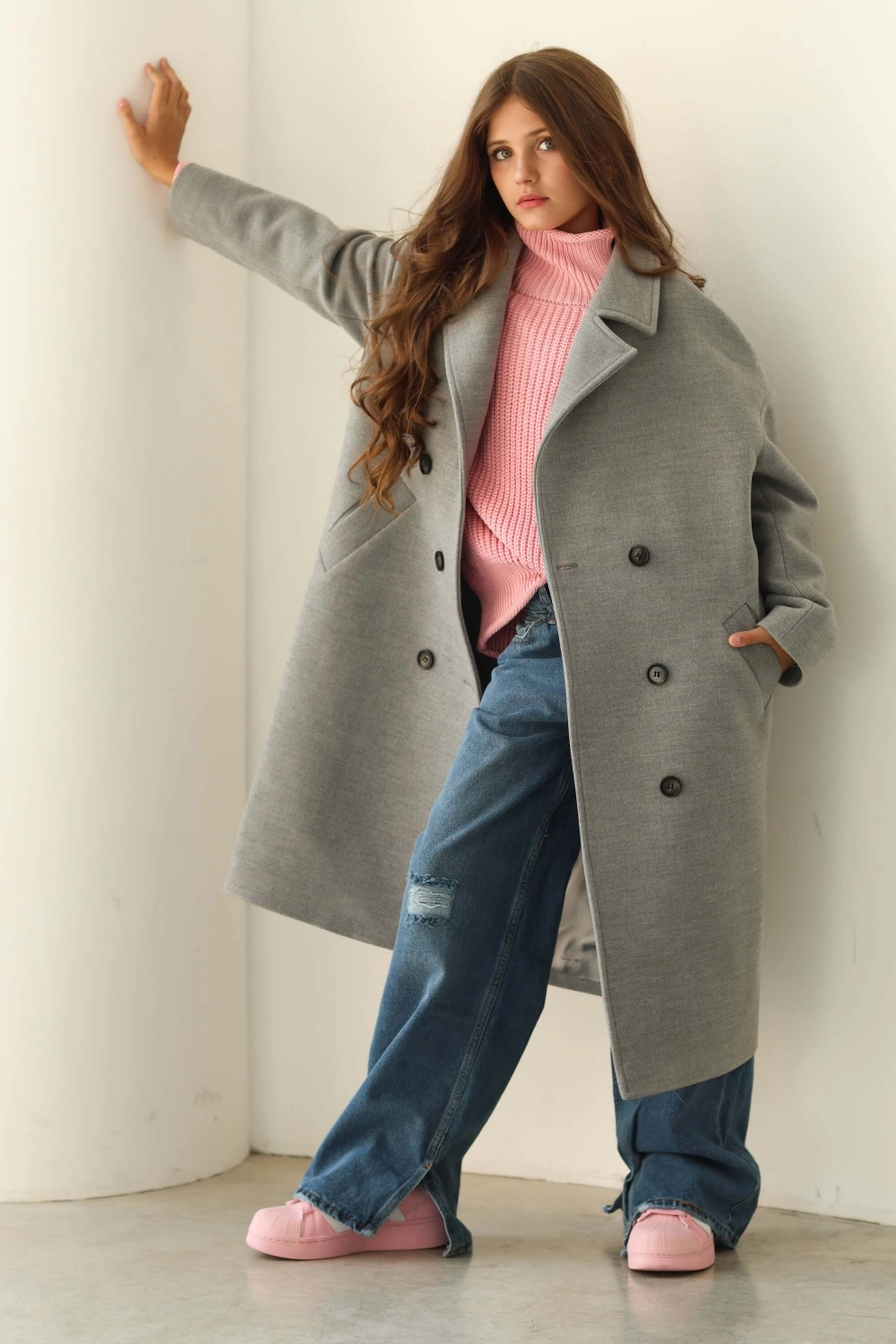 Пальто двобортне сіре