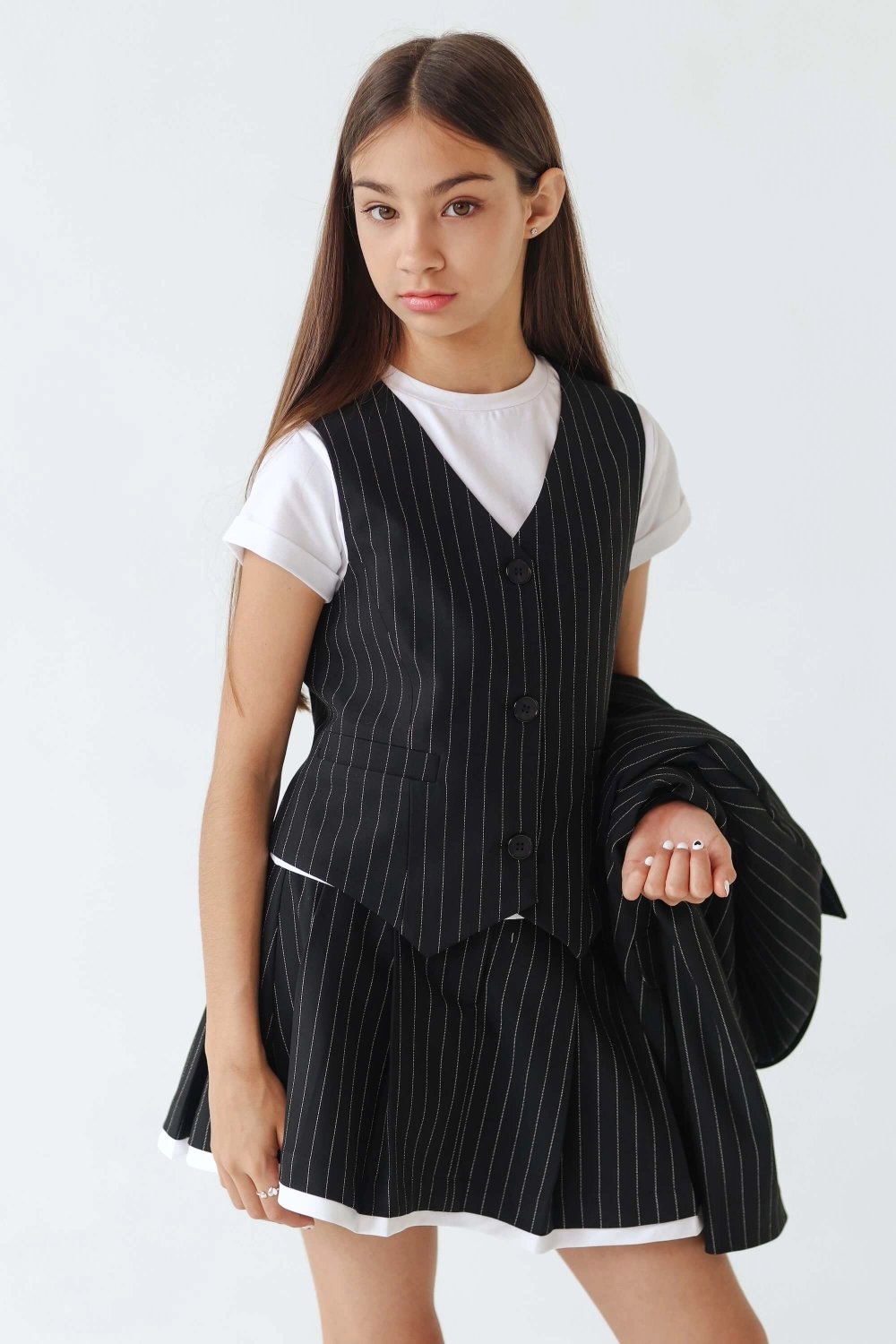 Жилет классический черный в полоску