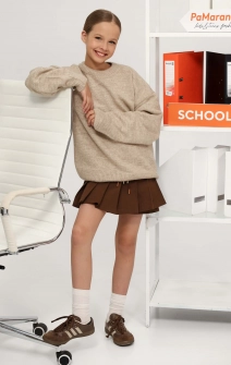 Светр вʼязаний об'ємний з круглою горловиною бежевий