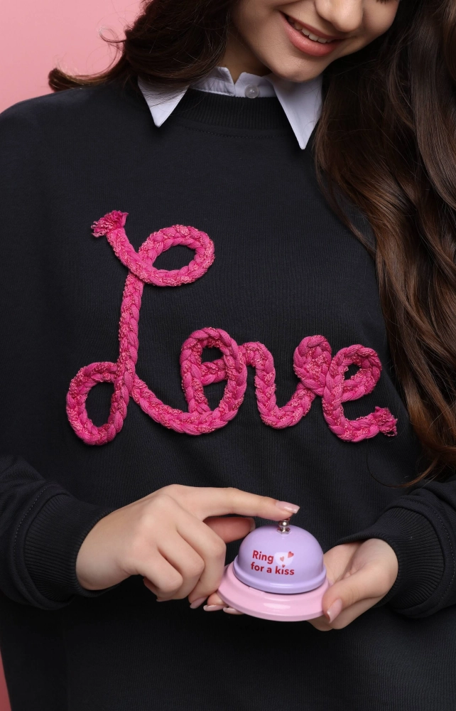 Світшот графітовий з написом LOVE