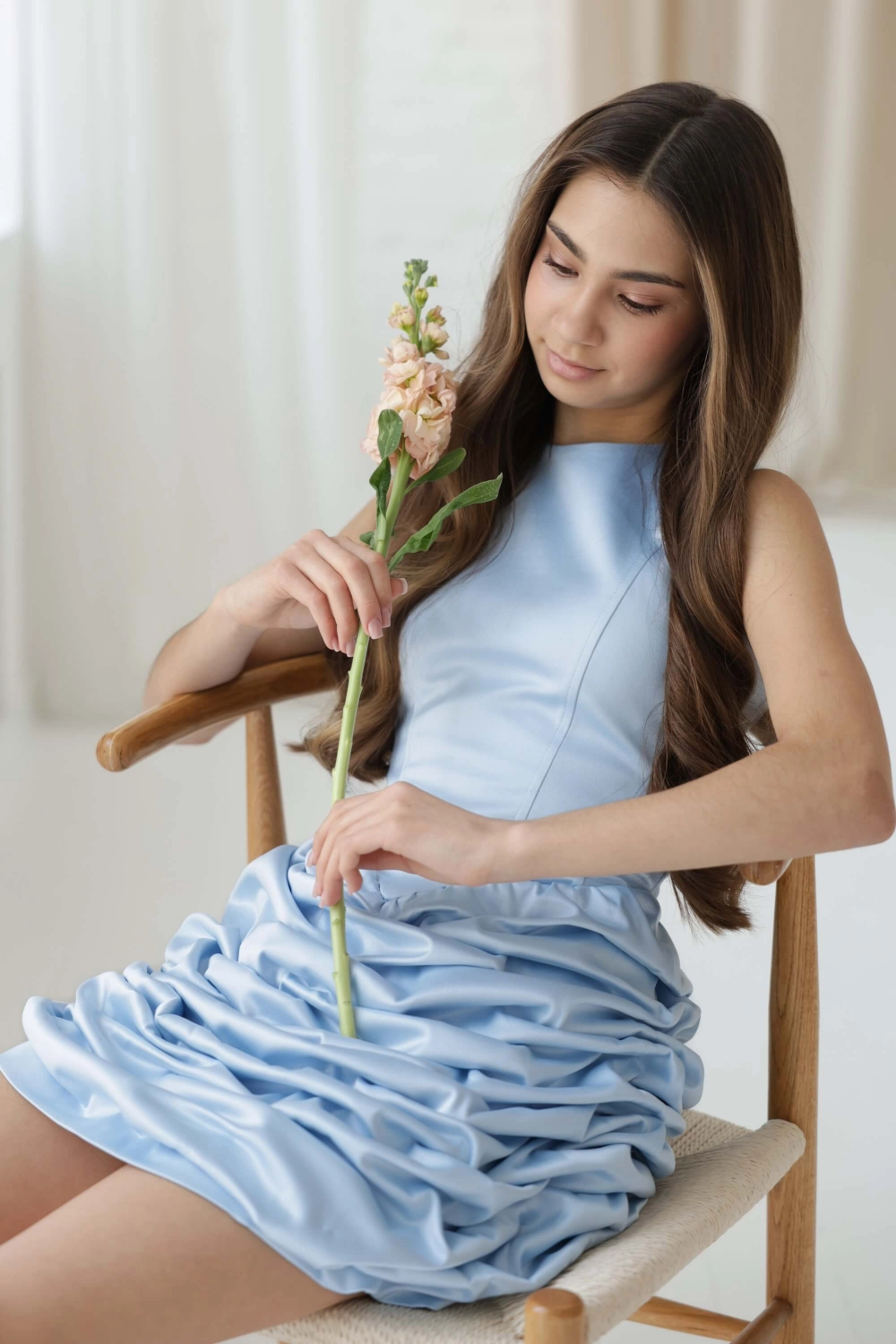 Корсетное платье с фантазийной юбкой голубое