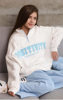 Світшот з блискавкою молочний з блакитним написом