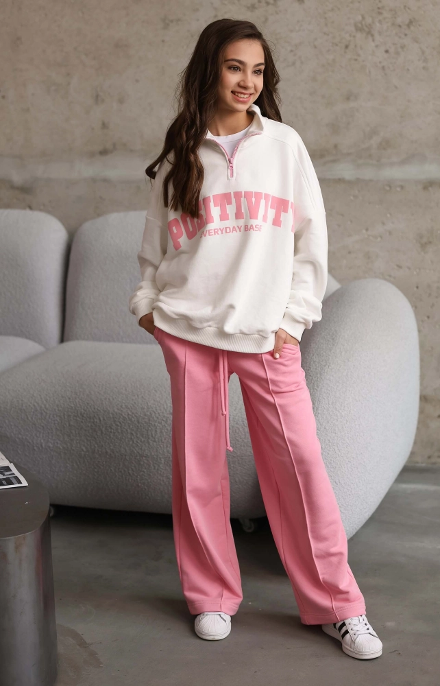 Свитшот с молнией молочный с розовой надписью