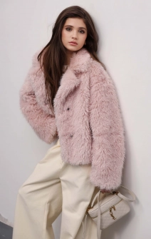 Шуба из искусственного меха розовая