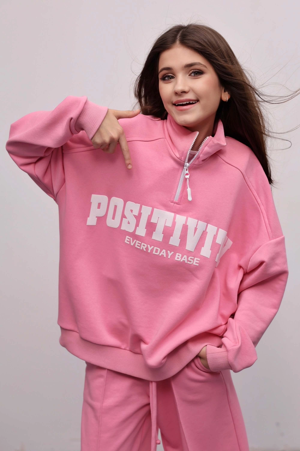 Світшот з блискавкою рожевий