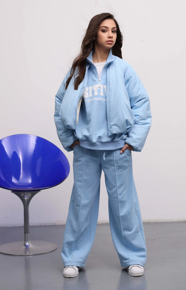 Бомбер короткий утеплений блакитний