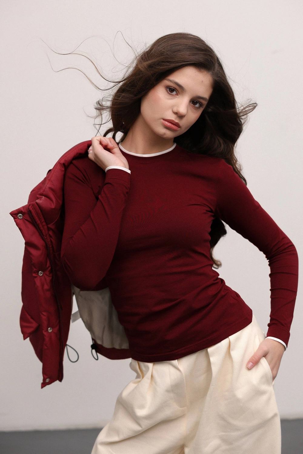 Лонгслив бордовый с белым кантом