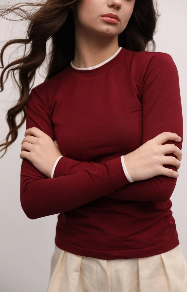 Лонгслив бордовый с белым кантом
