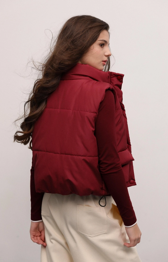 Жилет стьобаний бордовий
