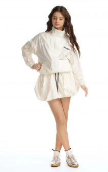 Бомбер тонкий жатый молочный