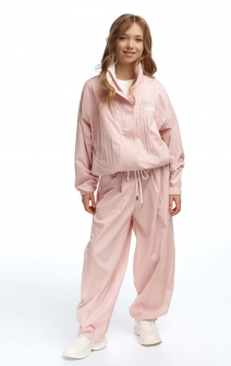 Бомбер тонкий жатий пудровий